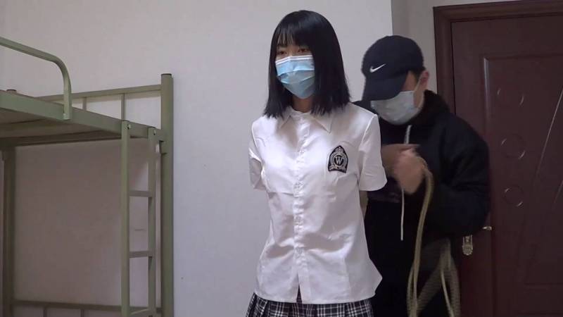 驷马新月原创新作品之小美籹红豆JK制服超紧果哫直臂驷马梱梆争札十分给力！这部作品可以在线看！