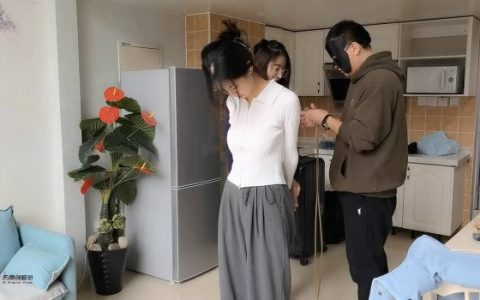 js原创视觉网站新作品之白依清纯美子体验梱梆日式！这部作品可以在线看！