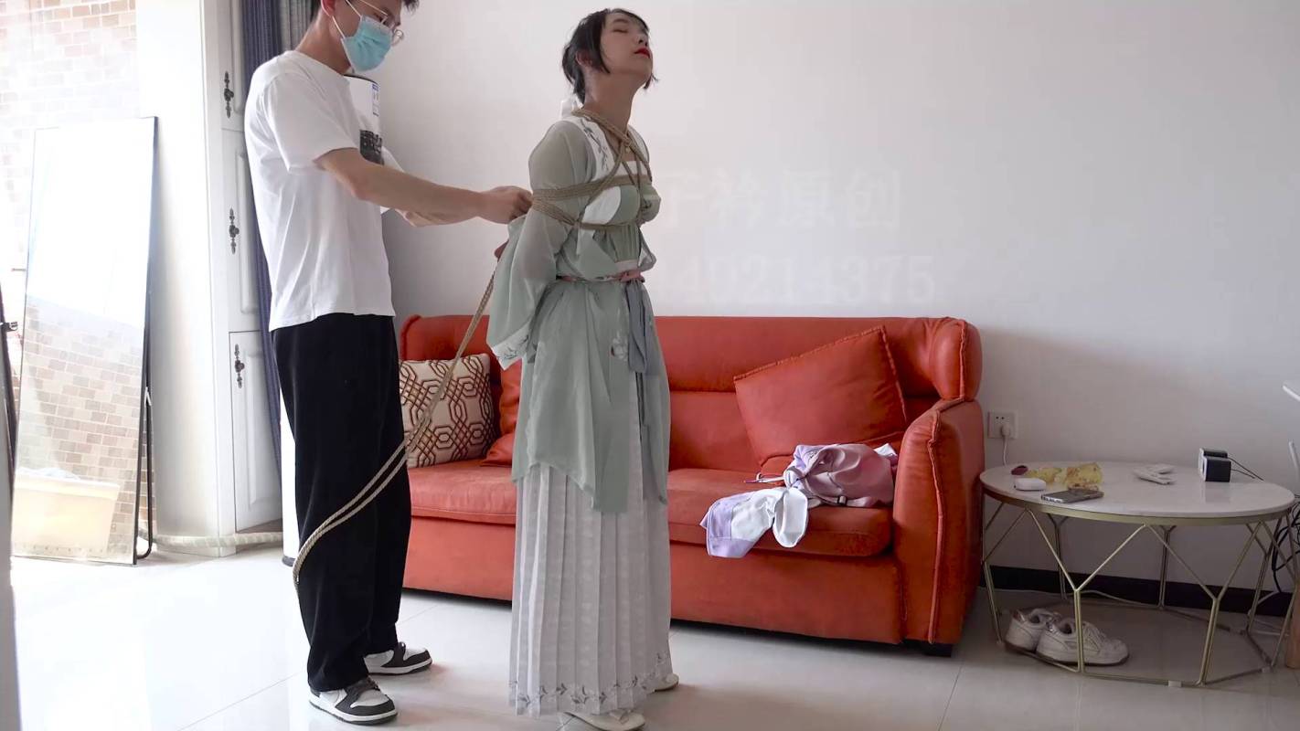 子衿绳艺论坛kb新作品之汉服美籹阶难~琳琳！这部作品可以在线看！